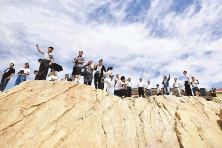 百家媒體社長總編看魅力日照主題采風活動成功舉辦