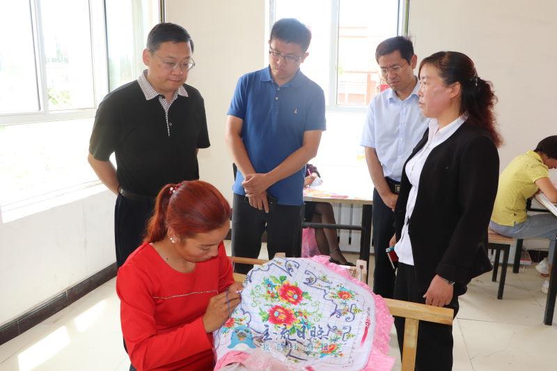 281422320965.jpg 4.jpg